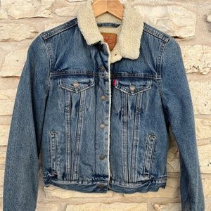 Sherpa Lined Levi’s Denim Jacket